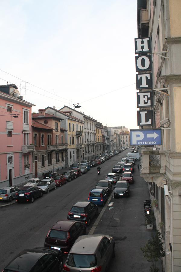 Hotel La Pace Mailand Exterior foto